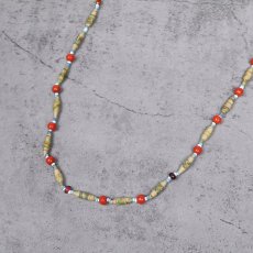 画像1: 1910's WWI British "Wallpaper and Glass Beads" Necklace (1)