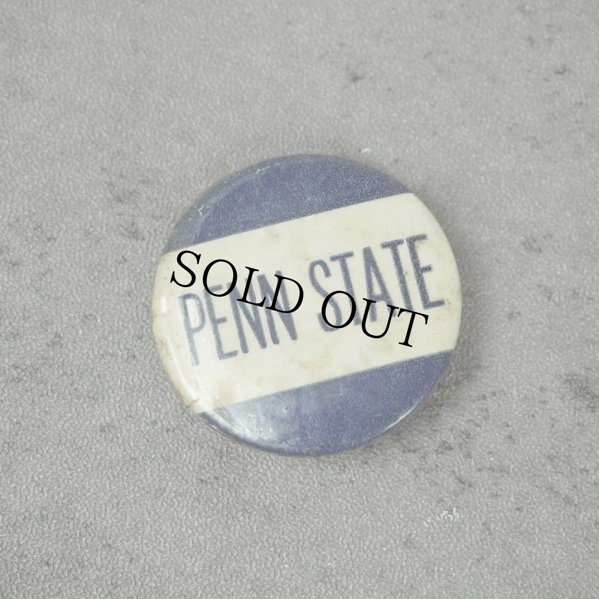 画像1: VINTAGE "PENN STATE" 缶バッジ (1)