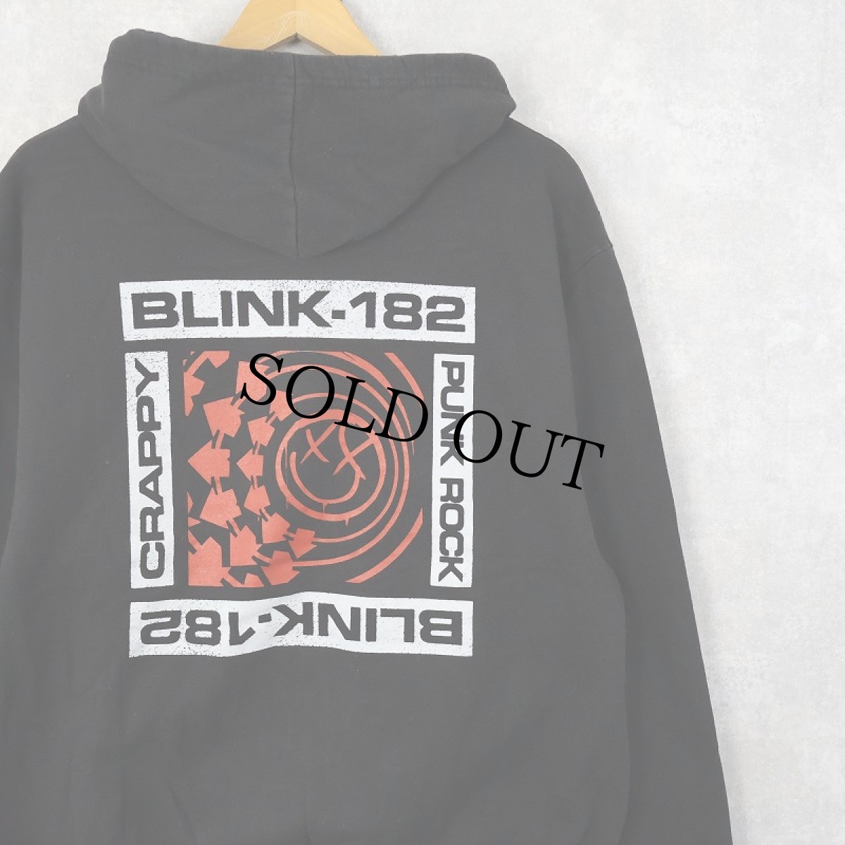 画像1: BLINK 182 "CRAPPY PUNK ROCK" ポップパンクバンド スウェットジップパーカー BLACK  (1)