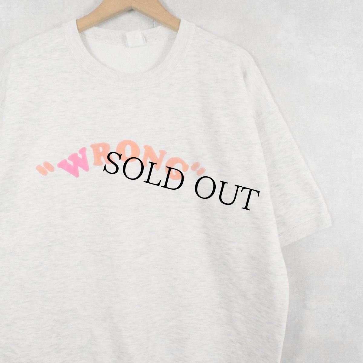 画像1: 【SALE】 90's USA製 "WRONG" フロッキプリント 半袖スウェット XL (1)