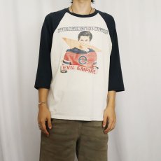 画像2: 90's RAGE AGAINST THE MACHINE "EVIL EMPIRE" ロックバンド ラグランTシャツ (2)