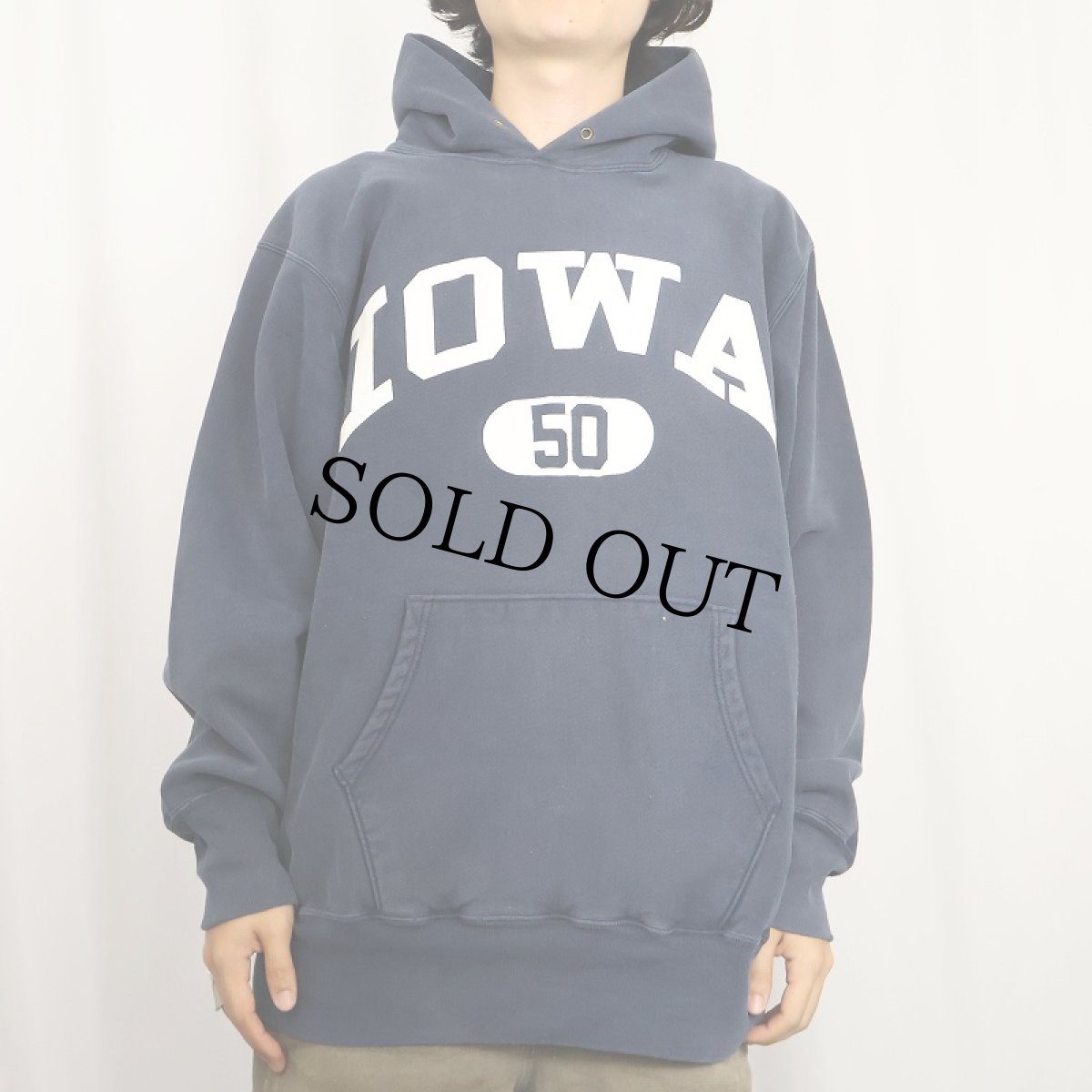 画像2: 90's Champion REVERSE WEAVE "IOWA" プリントスウェットフーディー NAVY XL (2)