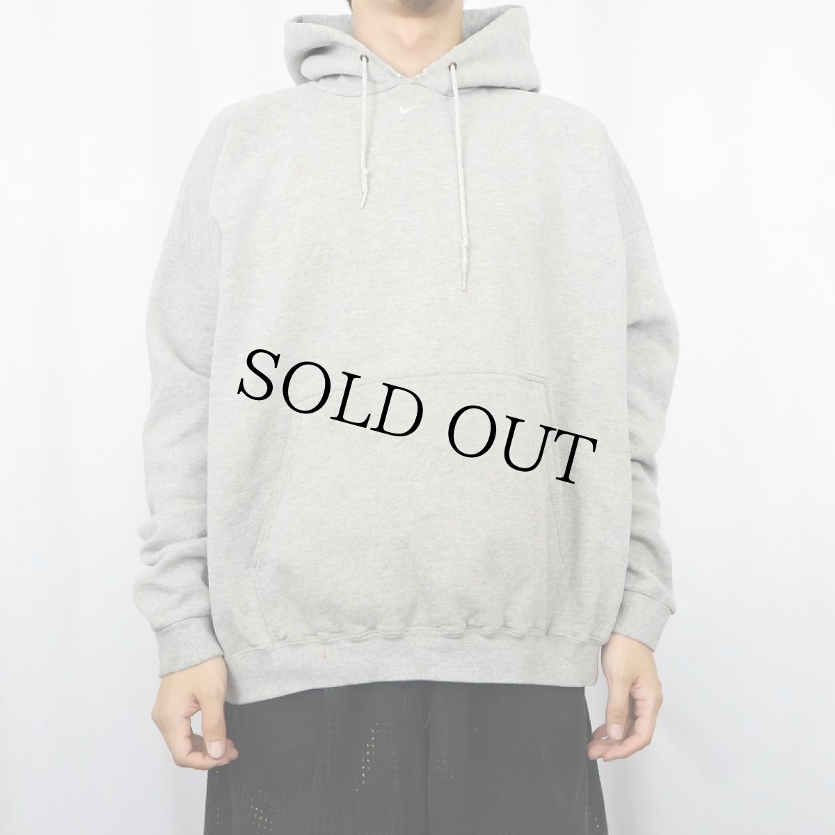 画像3: 90's〜 NIKE USA製 ロゴ刺繍 スウェットフーディー XL (3)