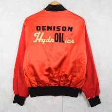 画像1: 40〜50's GENERAL ATHLETIC PRODUCTS CO. "DENISON Hydn oil inc" チェーン刺繍 コットン×サテン ボタンスタジャン SIZE40 (1)