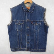 画像1: 80〜90's EURO Levi's 70500-0217 カットオフスリーブ デニムベスト size44 (1)