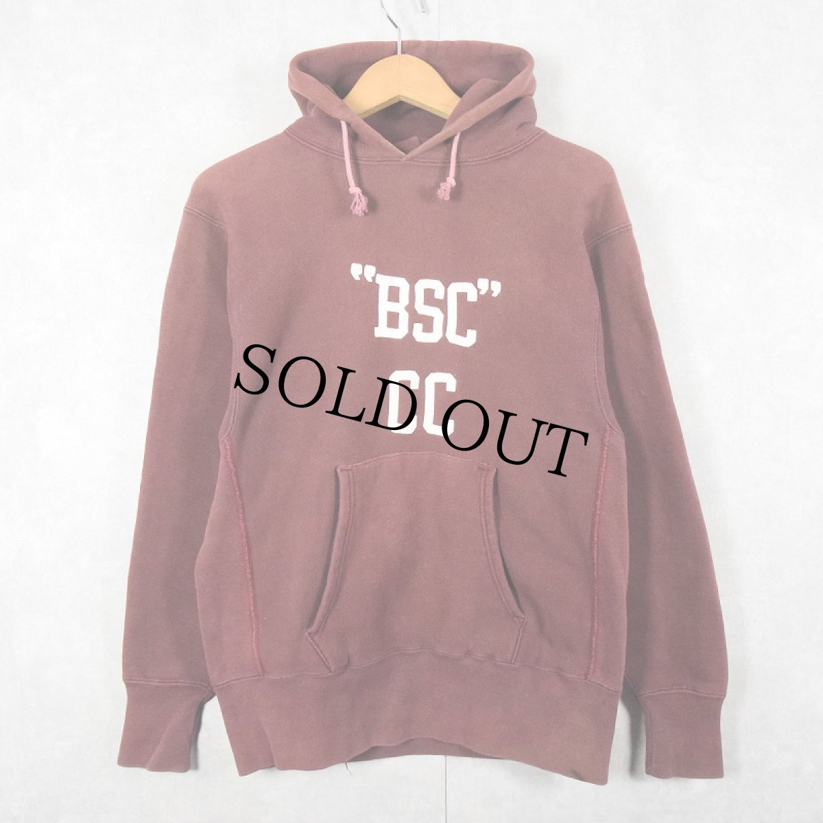 画像1: 70〜80's Champion REVERSE WEAVE 赤単色タグ USA製 "BSC CC" ラバープリントスウェットフーディー M (1)