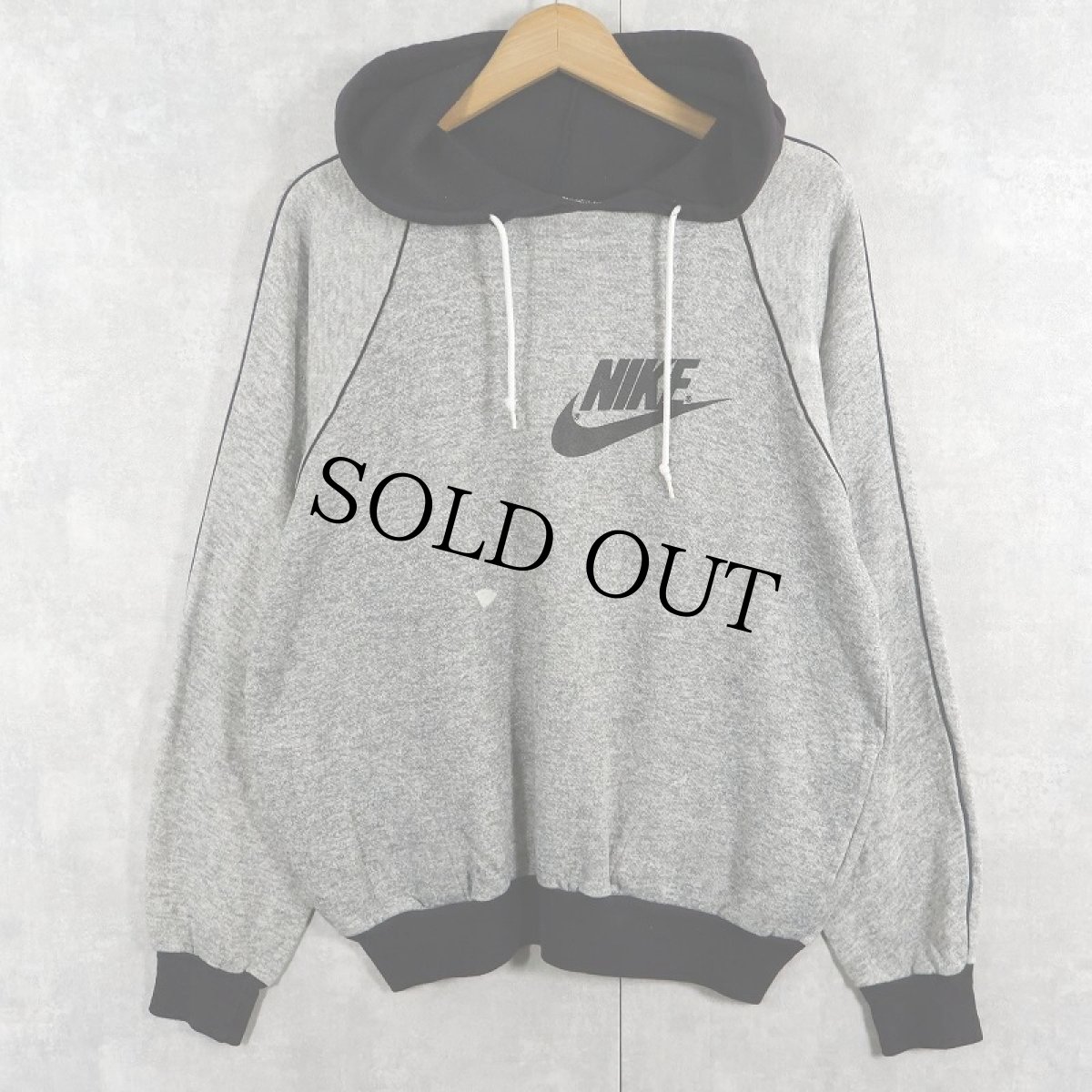 画像1: 80's NIKE 社外タグ ロゴプリント ラグランスウェットフーディー XL (1)