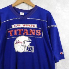 画像1: 80's Champion トリコタグ USA製 "CAL-STATE TITANS" ストーン×スタッズ フットボールTシャツ XL (1)