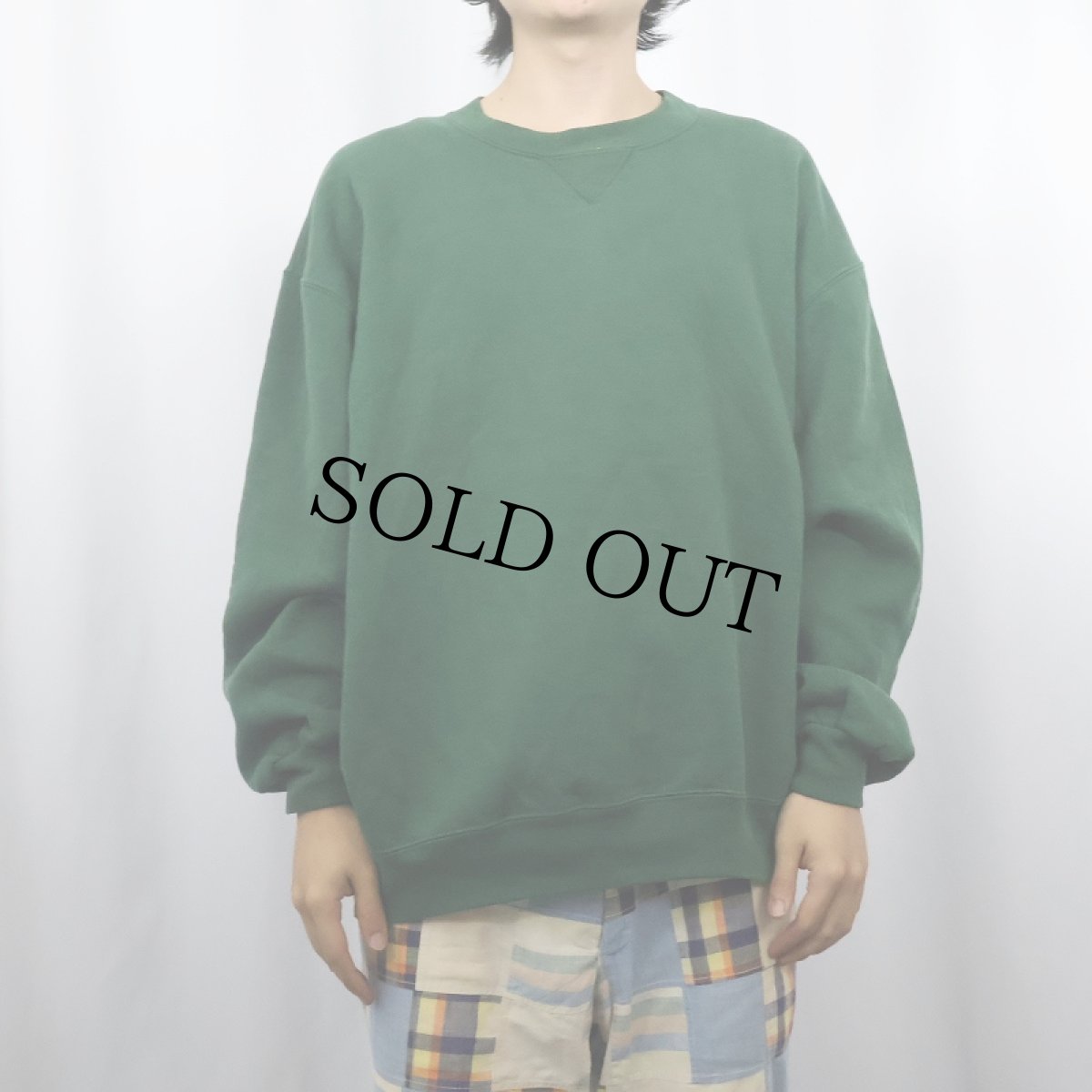 画像2: 90's RUSSELL ATHLETIC USA製 前V 無地スウェット XL (2)