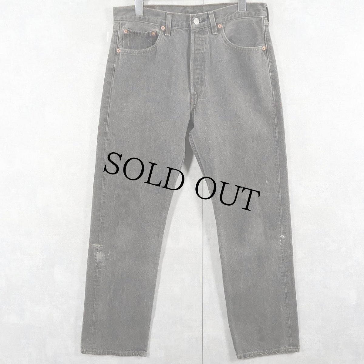 画像1: 90's Levi's 501 USA製 先染め ブラックデニムパンツ W31 (1)