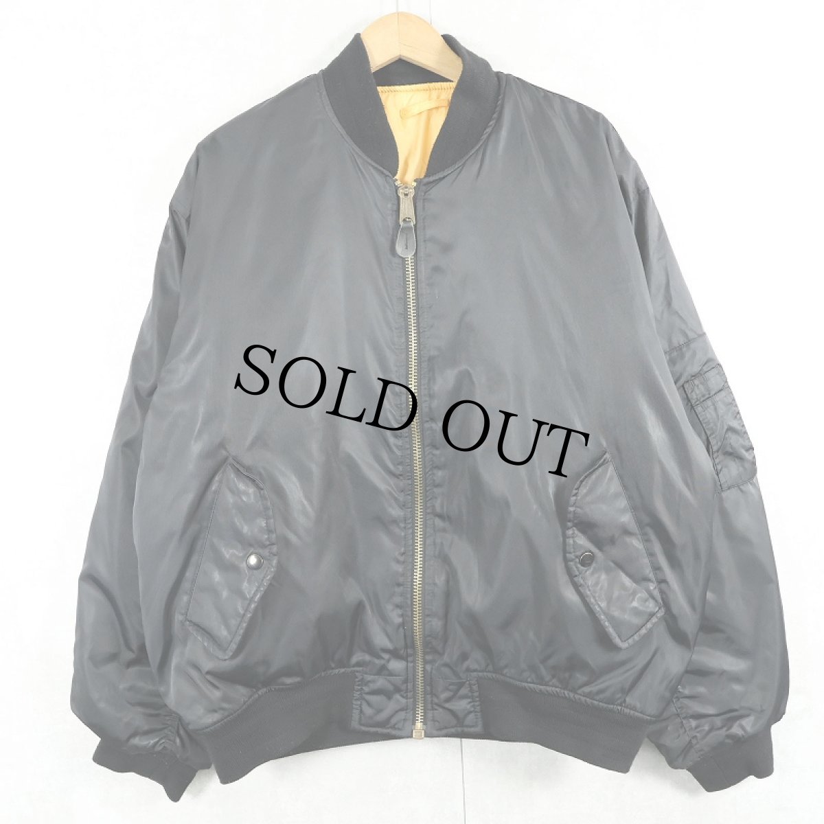 画像1: 民間用 U.S.AIR FORCE "MA-1 TYPE" フライトジャケット BLACK LARGE (1)