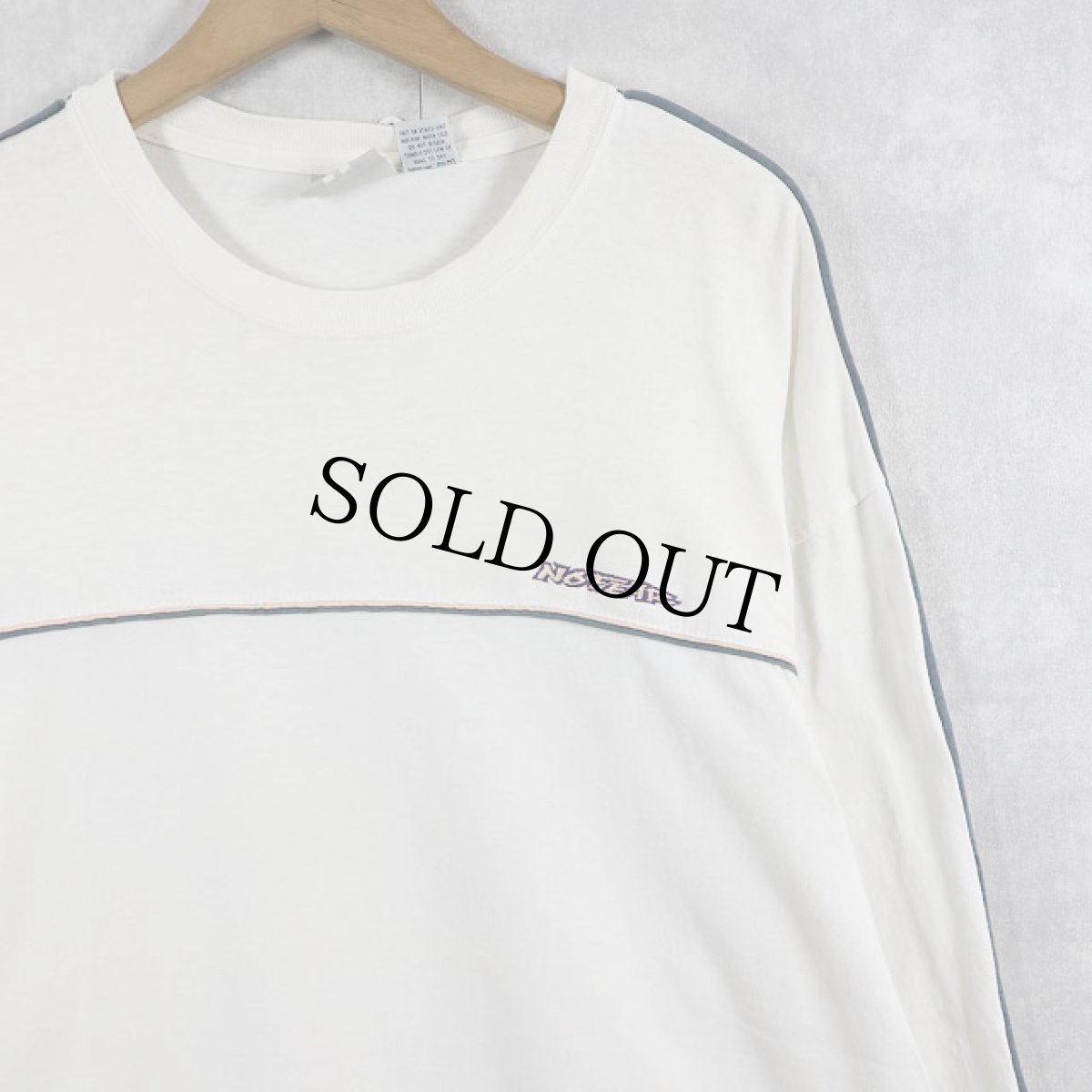 画像1: 90's NO FEAR USA製 ラインデザイン ロゴ刺繍ロンT M (1)