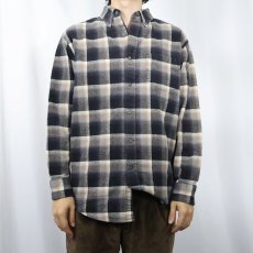 画像2: PENDLETON "MASON" オンブレーチェック柄 ボタンダウン ライトネルシャツ M (2)