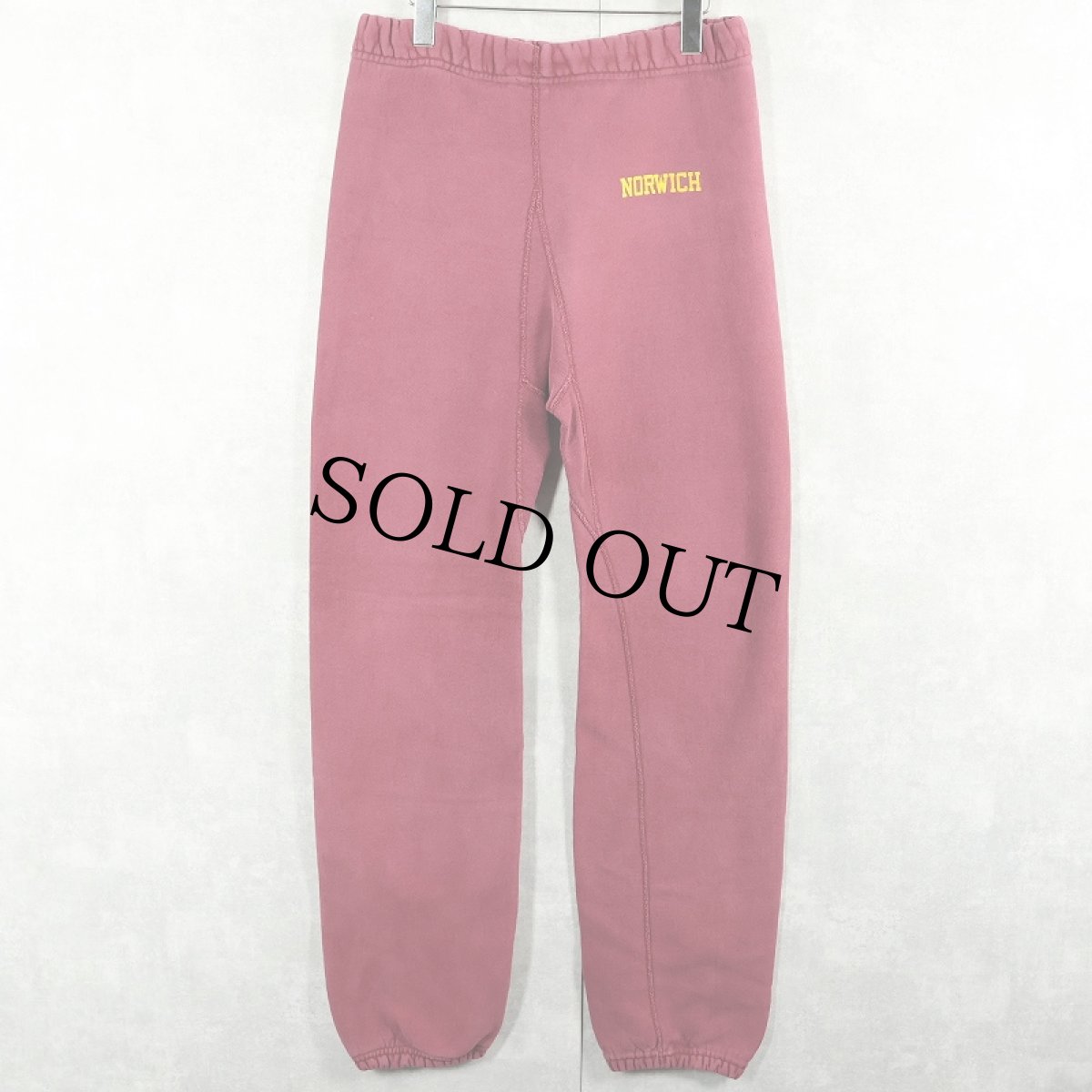 画像2: Champion REVERSE WEAVE "NORWICH" プリントスウェットパンツ (2)