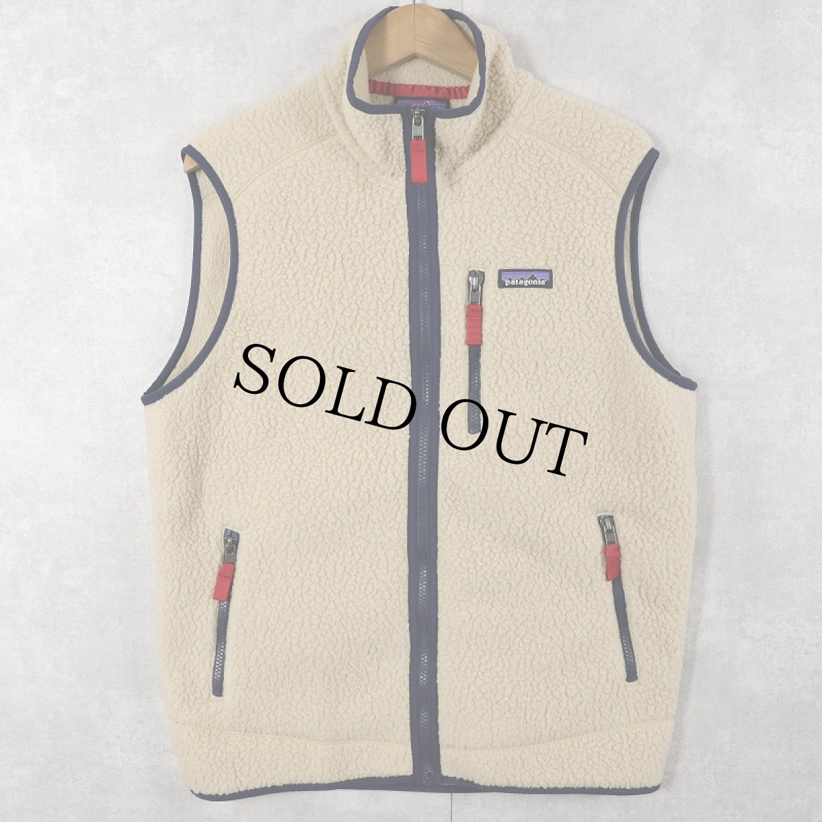 画像1: Patagonia レトロパイルベスト M (1)
