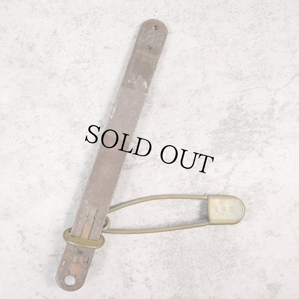 画像1: VINTAGE KEY TAG ランドリーピン&ホルダー (1)