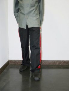 画像2: NIKE ロゴ刺繍 サイドライン ポリエステルトラックパンツ BLACK S (2)