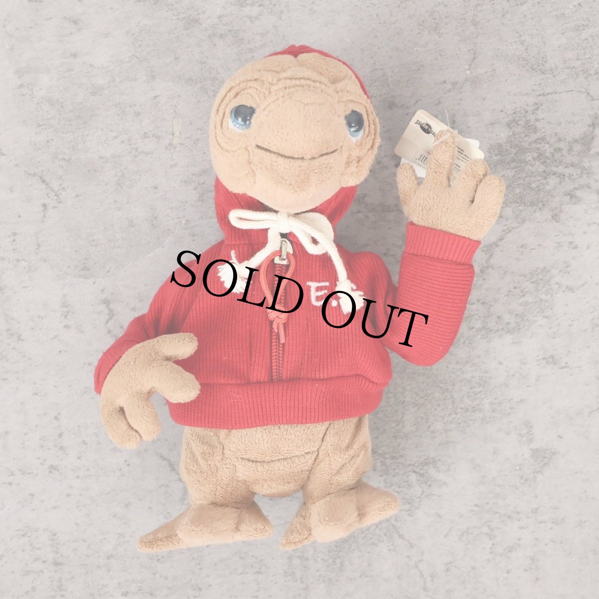 画像1: E.T. キャラクターぬいぐるみ タグ付き (1)