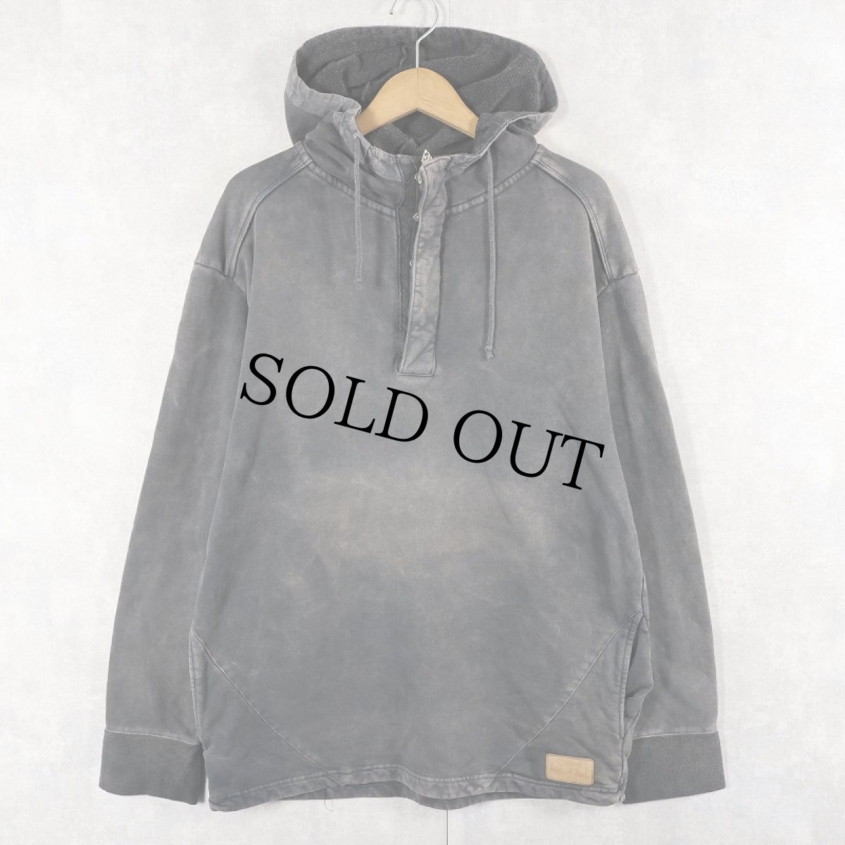 画像1: Weird Fish ハーフジップ スウェットフーディー BLACK M (1)