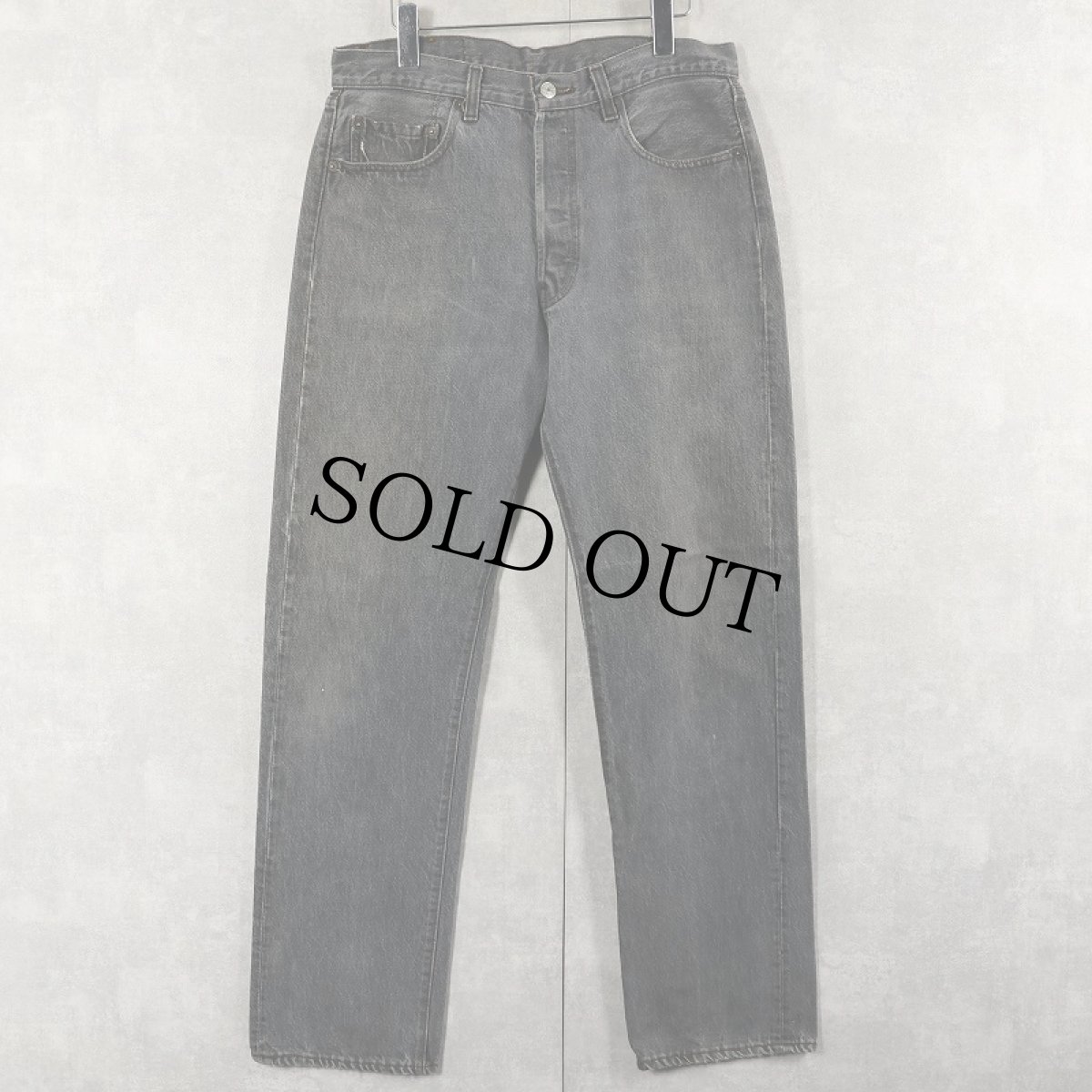 画像1: 80's Levi's 501 先染め 内股シングル ブラックデニムパンツ W31 (1)