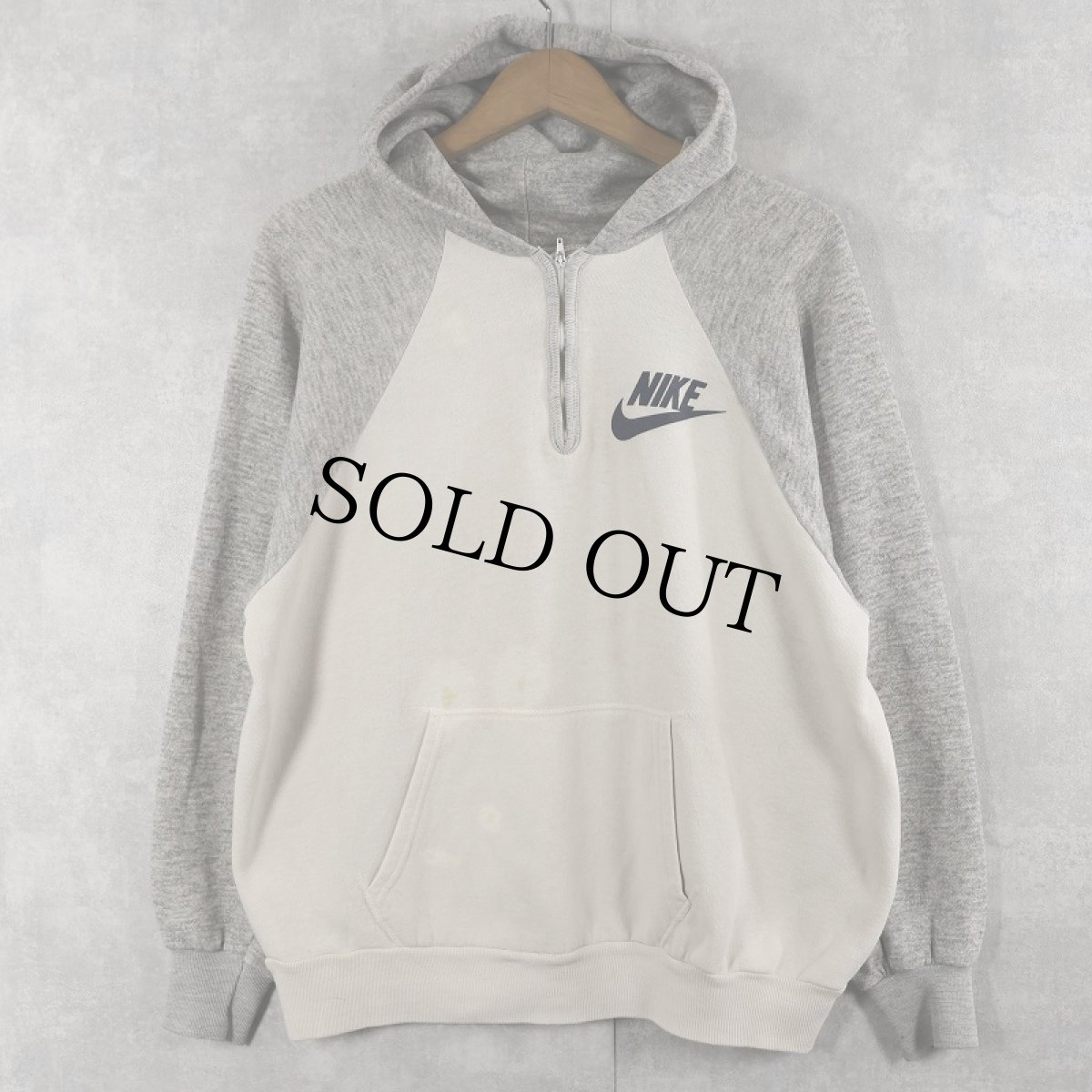 画像1: 70's NIKE USA製 オレンジタグ ロゴプリント ハーフジップ ラグランスウェットフーディ L (1)