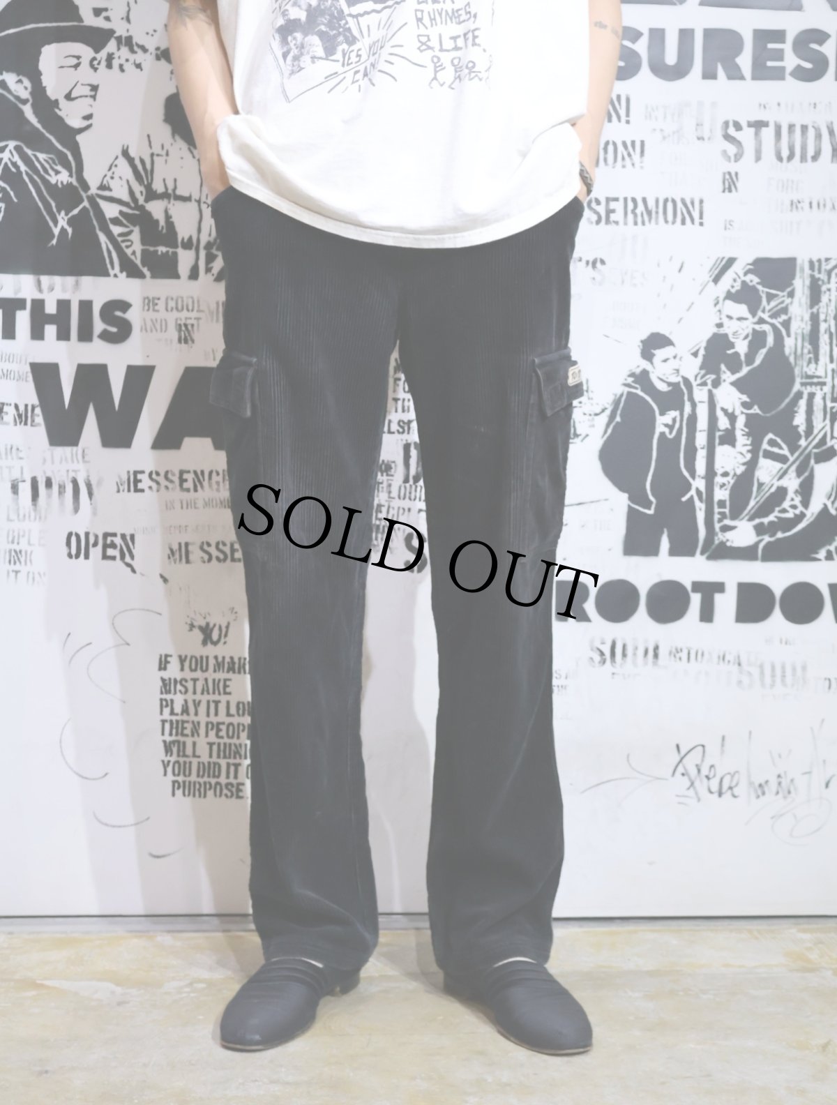 画像1: TO THE LIMIT 太畝コーデュロイカーゴパンツ BLACK S (1)