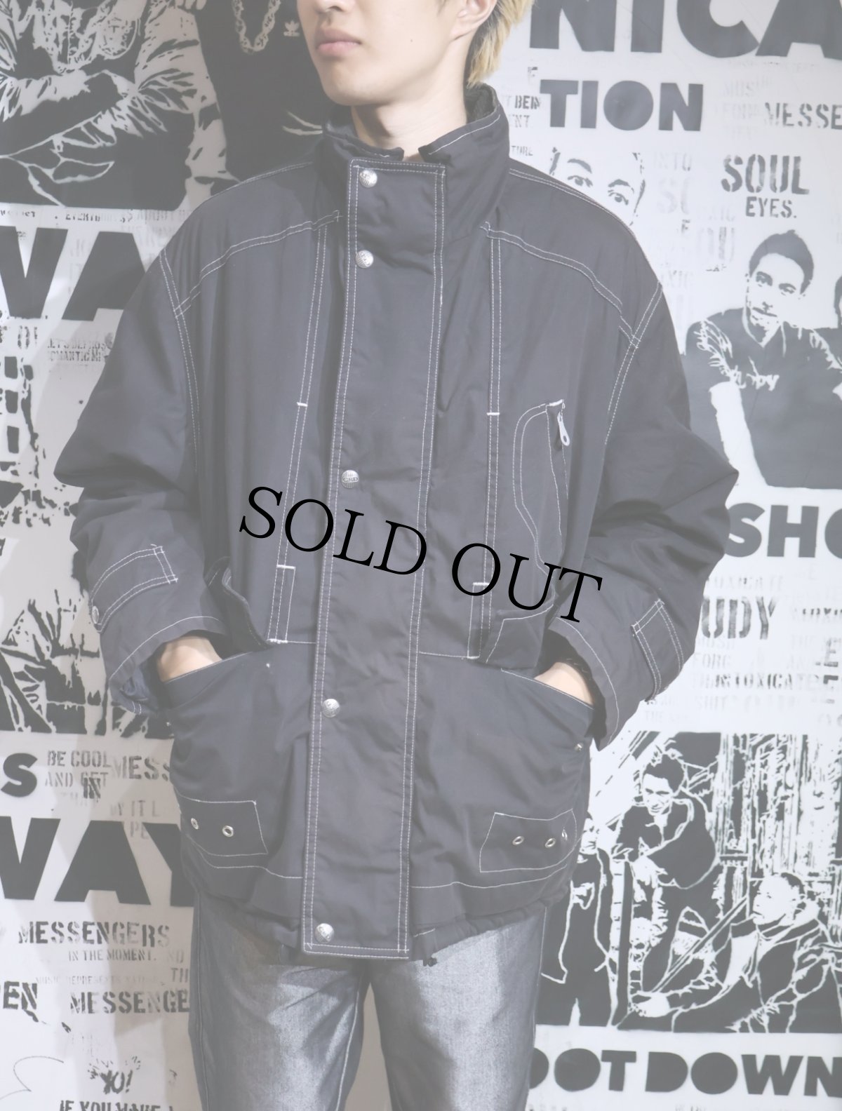 画像1: 90's〜 COLD COMPANY ITALY製 ステッチデザイン 中綿入りジャケット BLACK M (1)