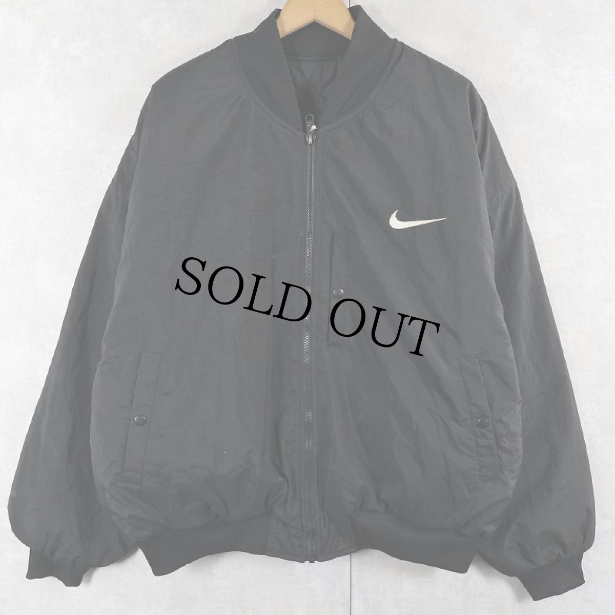 画像3: 90〜2000's NIKE ロゴ刺繍 リバーシブル ナイロンキルティングジャケット BLACK L (3)