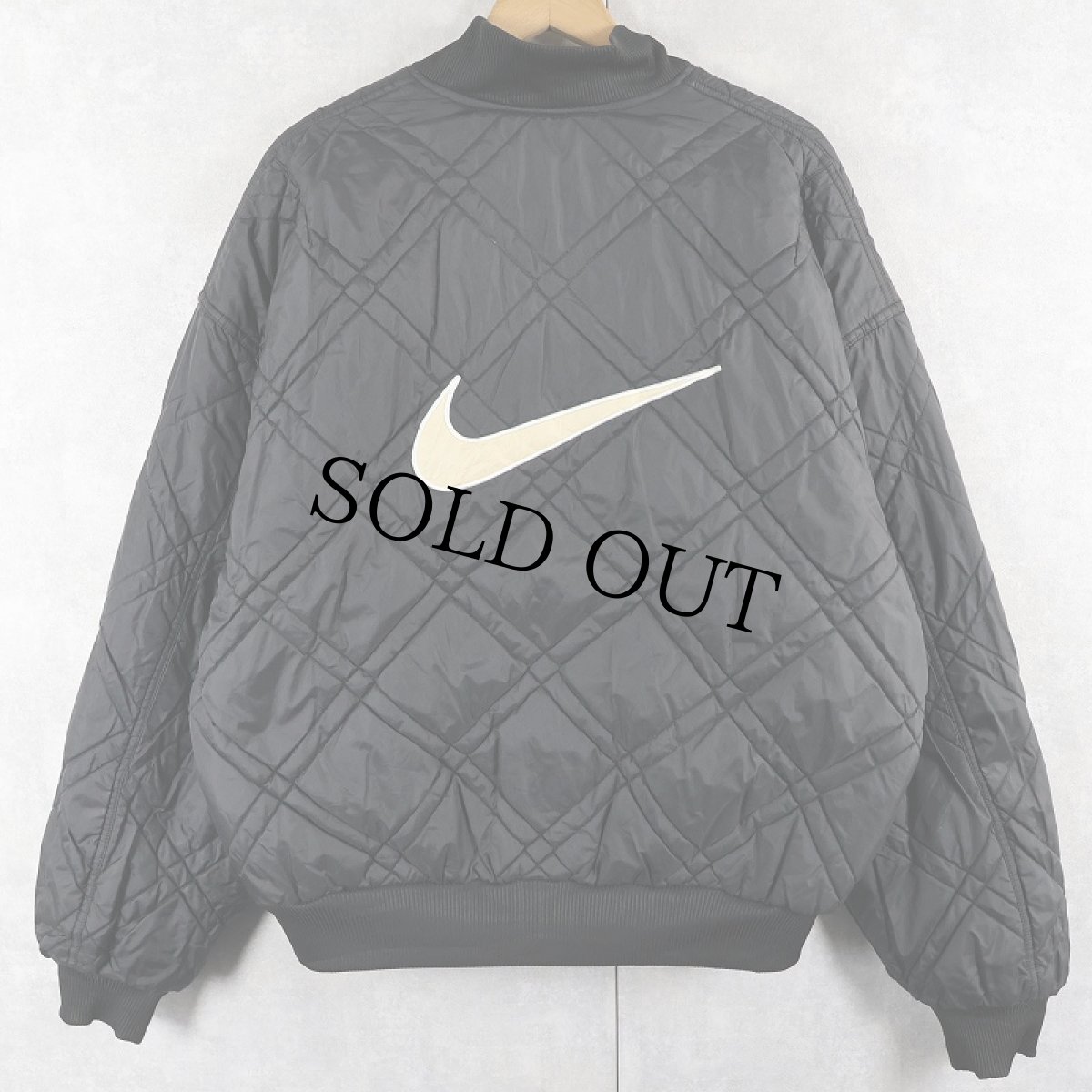 画像1: 90〜2000's NIKE ロゴ刺繍 リバーシブル ナイロンキルティングジャケット BLACK M (1)