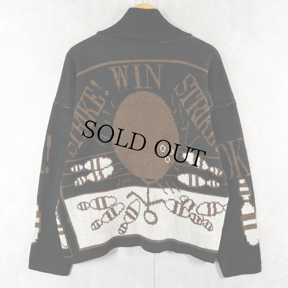 画像2: "SHOOT FOR STRIKE!" ボーリング柄 ハーフジップスキーニットセーター BLACK (2)