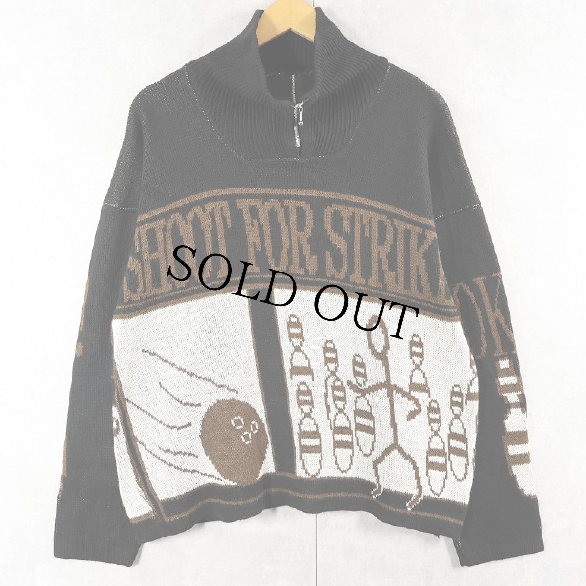 画像1: "SHOOT FOR STRIKE!" ボーリング柄 ハーフジップスキーニットセーター BLACK (1)