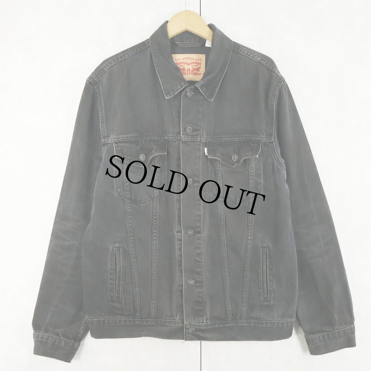 画像1: Levi's ブラックデニムジャケット XL (1)