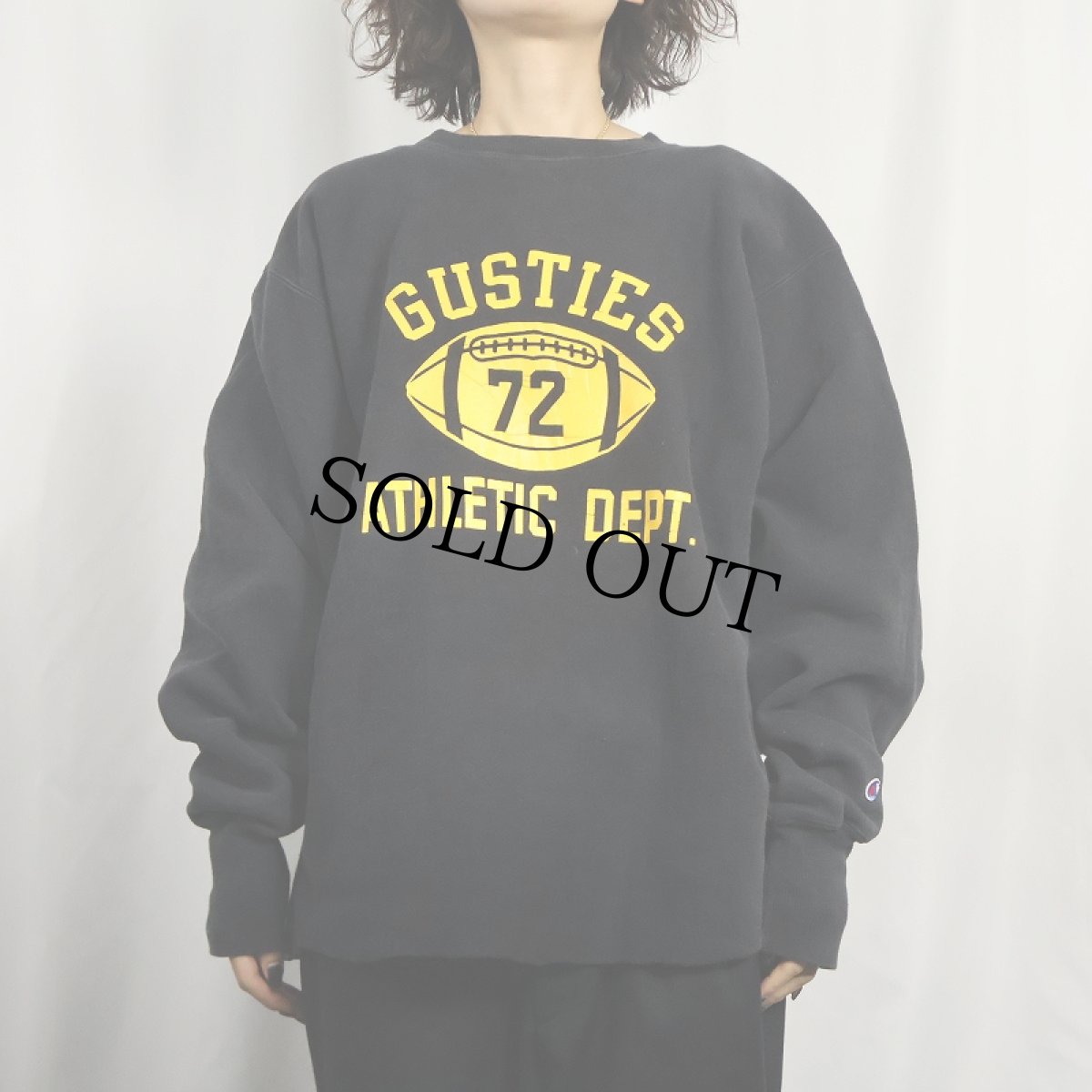 画像2: 90's Champion REVERSE WEAVE USA製 "GUSTTIES" カットオフ プリントスウェット BLACK XXXL (2)