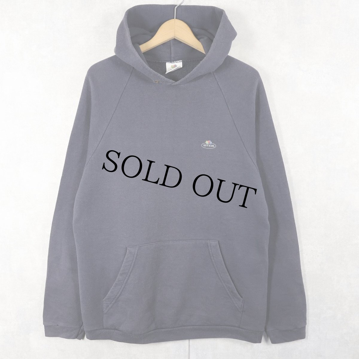 画像1: 90's EURO FRUIT OF THE LOOM ロゴプリントスウェットフーディー NAVY M (1)