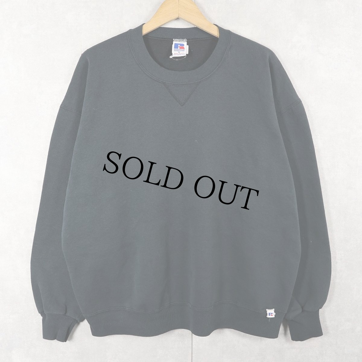 画像1: 90's RUSSELL ATHLETIC USA製 前V スウェット BLACK XL (1)