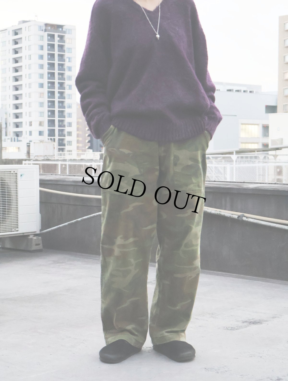 画像1: 60〜70's サイドアジャスタ付き ウッドランドカモ柄 コットンベイカーパンツ W28 (1)