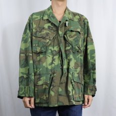 画像2: 70's U.S.ARMY ERDL迷彩 グリーンリーフ ジャングルファティーグジャケット 5th MEDIUM-SHORT (2)