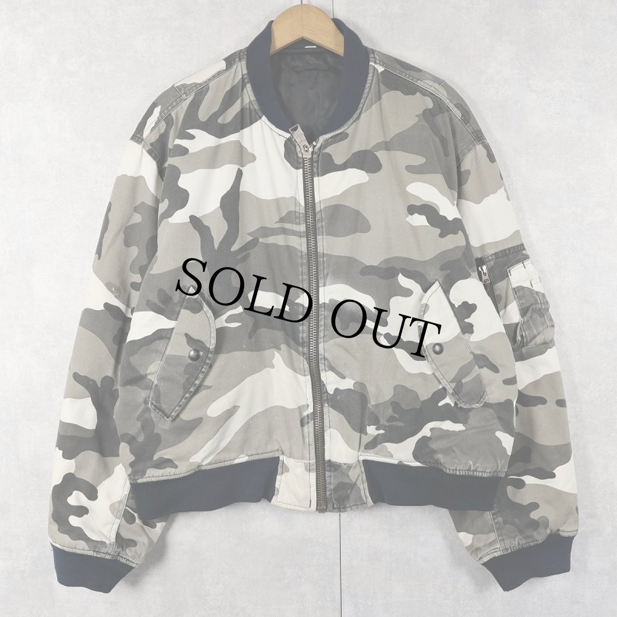 画像1: "MA-1 TYPE" シティーカモ柄 フライトジャケット L (1)