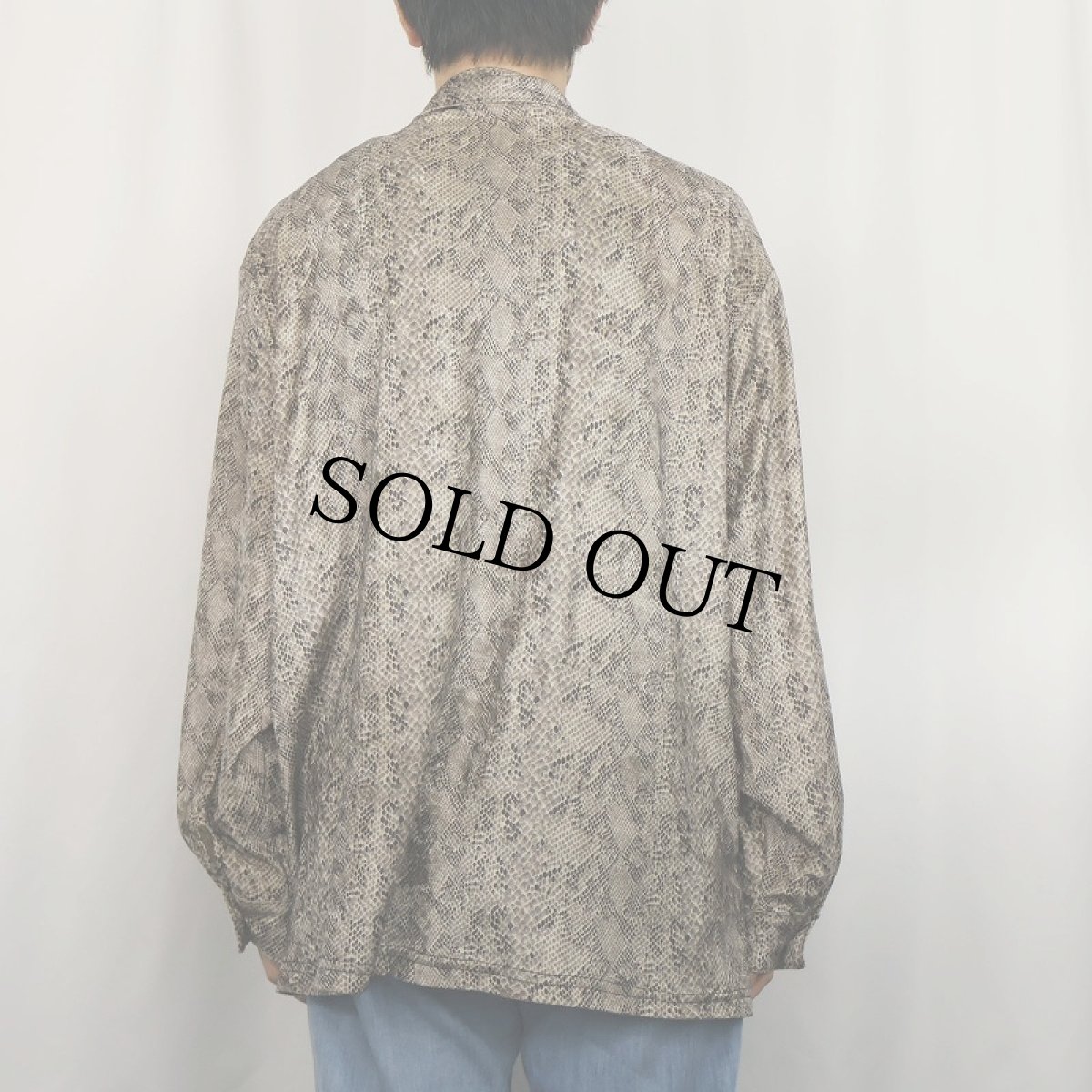 画像3: Y.M.L.A. パイソン柄 ベロアシャツ (3)