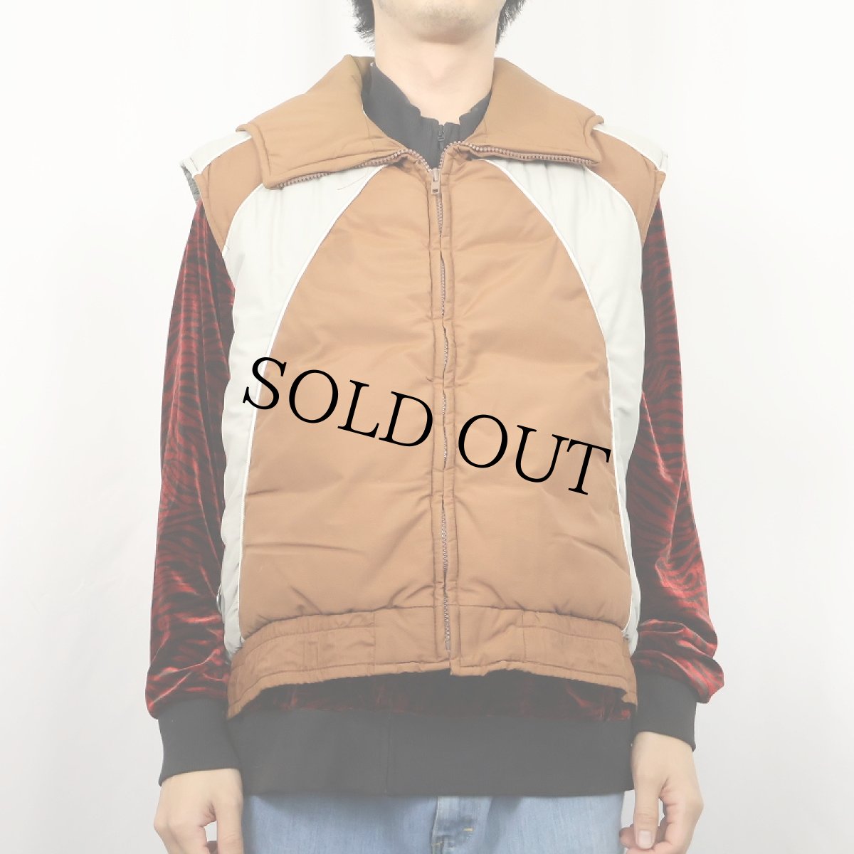 画像2: 70〜80's Eddie Bauer USA製 切り替えデザイン ダウンベスト (2)