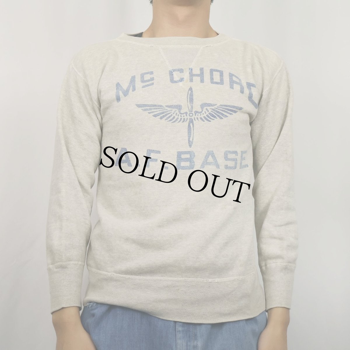 画像2: 40〜50's WINSTON "McCHORD A.F.BASE" 染み込みプリント 前Vスウェット S (2)