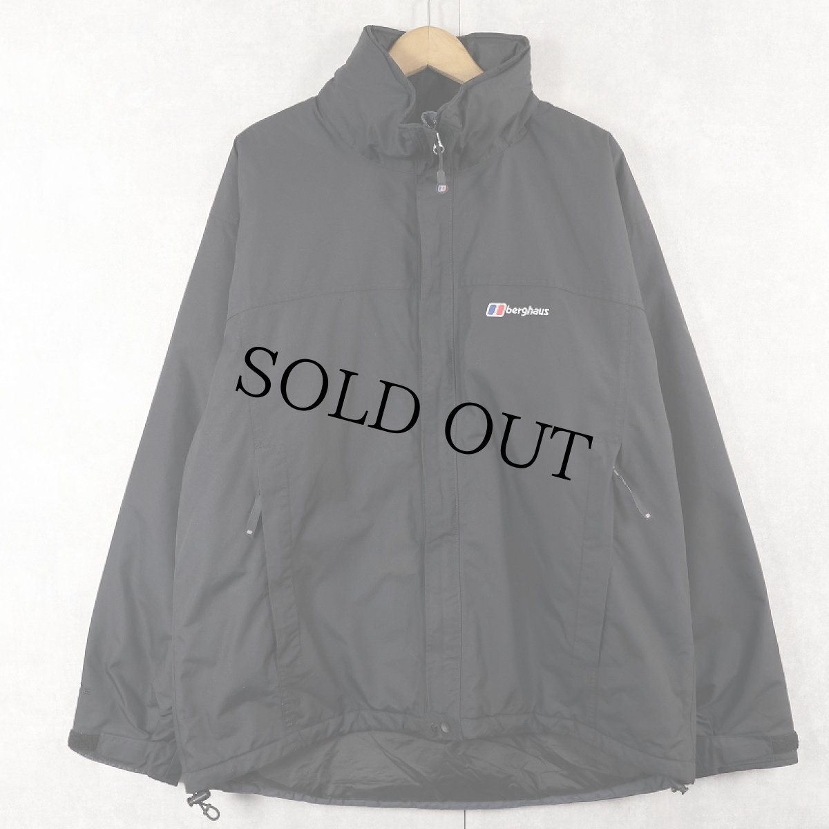 画像1: berghaus "AQ2" 中綿入り ナイロンジャケット BLACK XL (1)