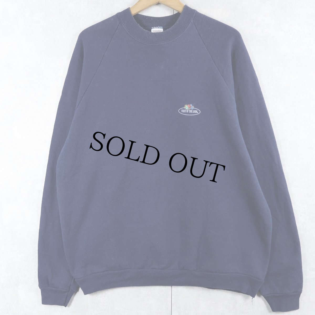 画像1: 90's FRUIT OF THE LOOM IRELAND製 ロゴプリント ラグランスウェット NAVY XL  (1)