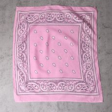 画像2: 70's COLOR FAST USA製 ペイズリー柄 バンダナ  (2)