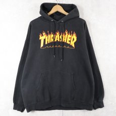 画像1: THRASHER ロゴプリントスウェットフーディー BLACK (1)