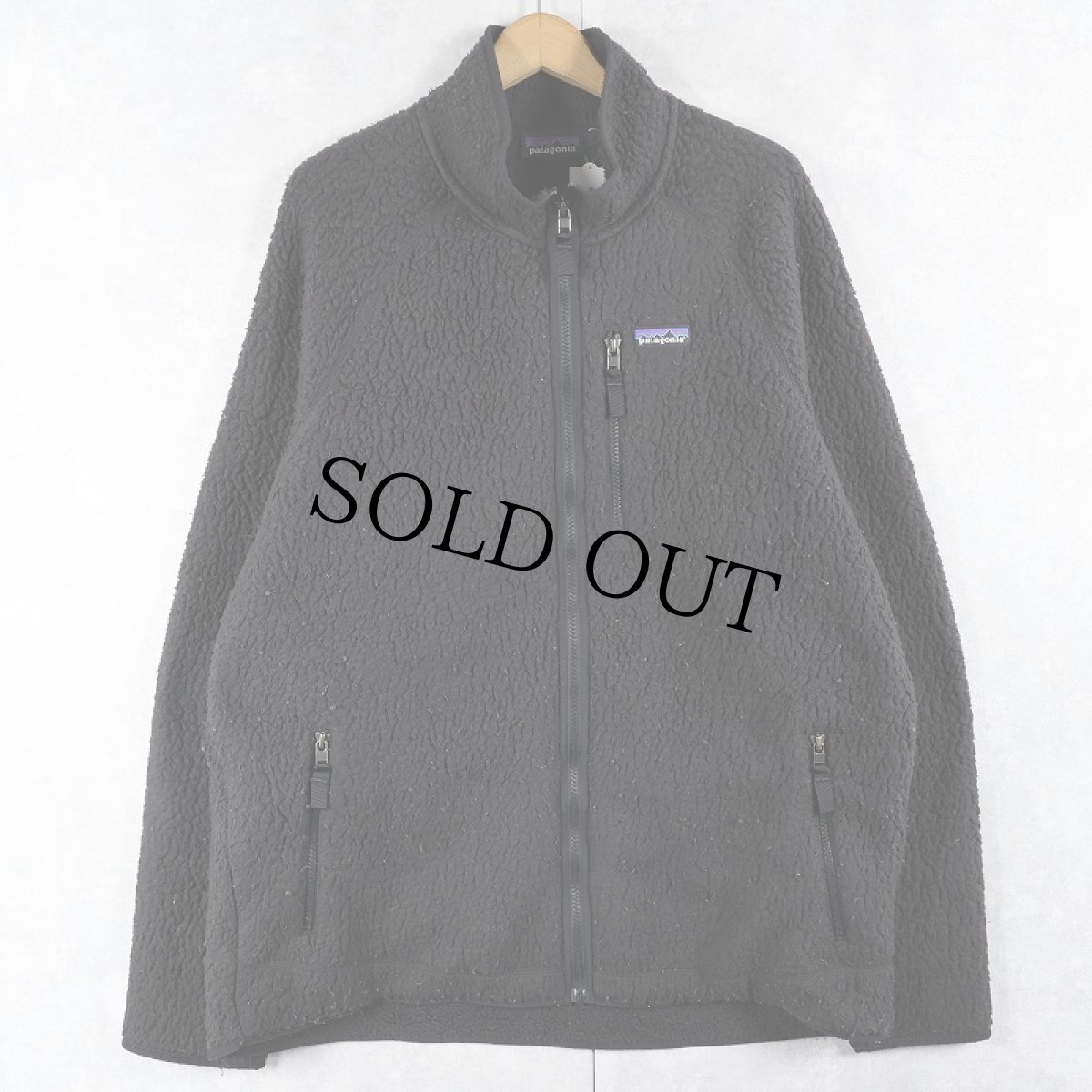 画像1: 2019AW Patagonia レトロパイルジャケット BLACK (1)