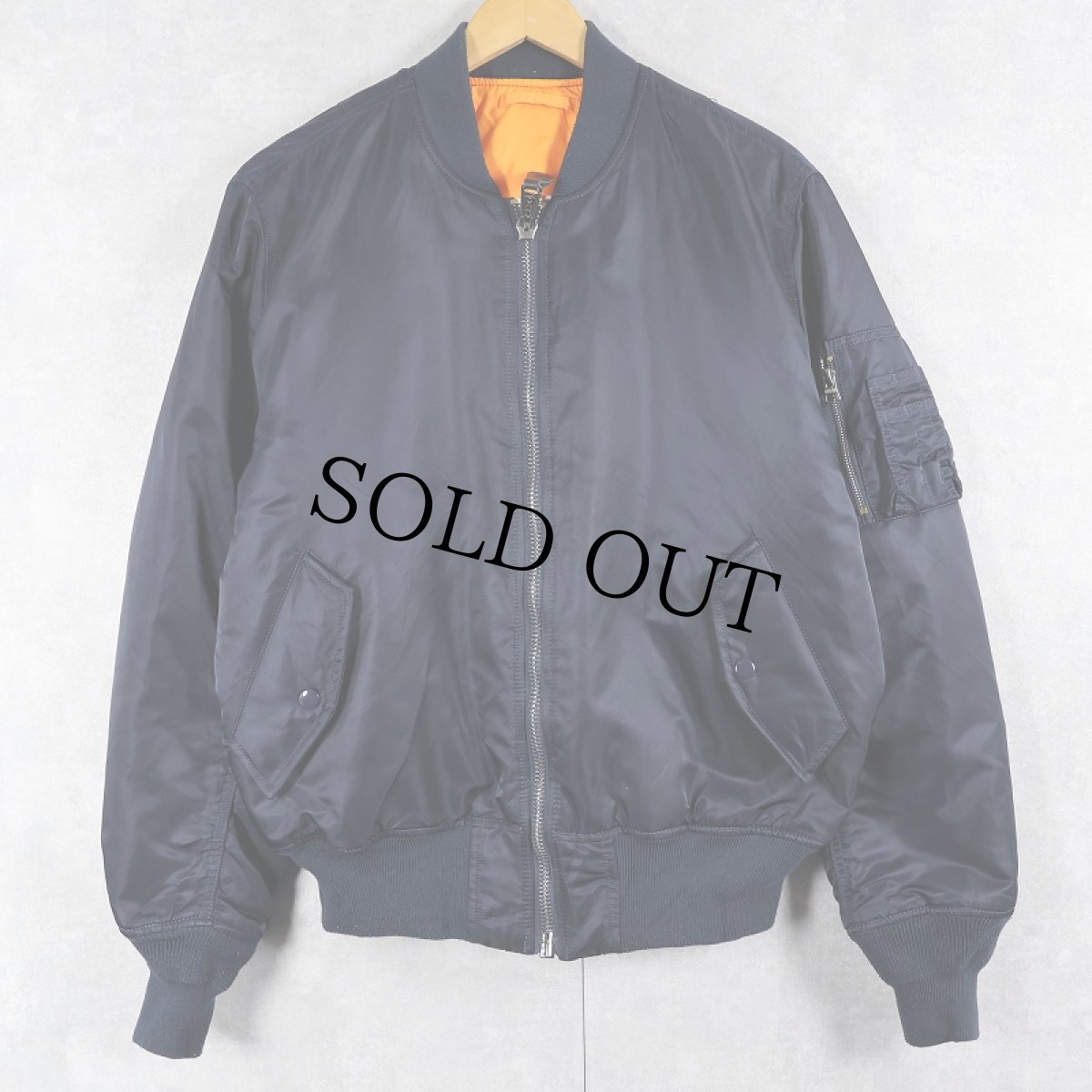 画像1: 民間品 ALPHA INDUSTRIES,INC. MA-1 フライトジャケット NAVY MEDIUM (1)