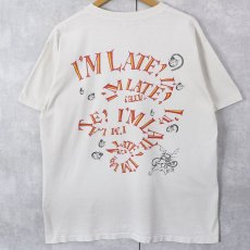 画像2: 90's Alice in Wonderland USA製 白うさぎ キャラクタープリントTシャツ  (2)