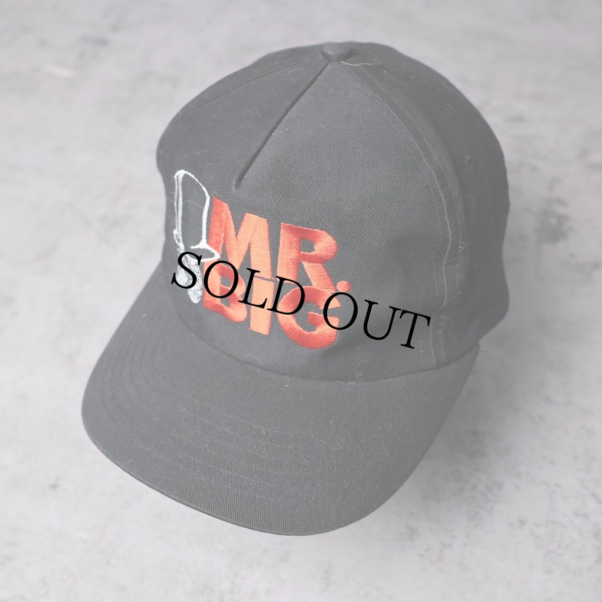 画像1: 90's MR.BIG ハードロックバンド 刺繍 スナップバックキャップ BLACK   (1)