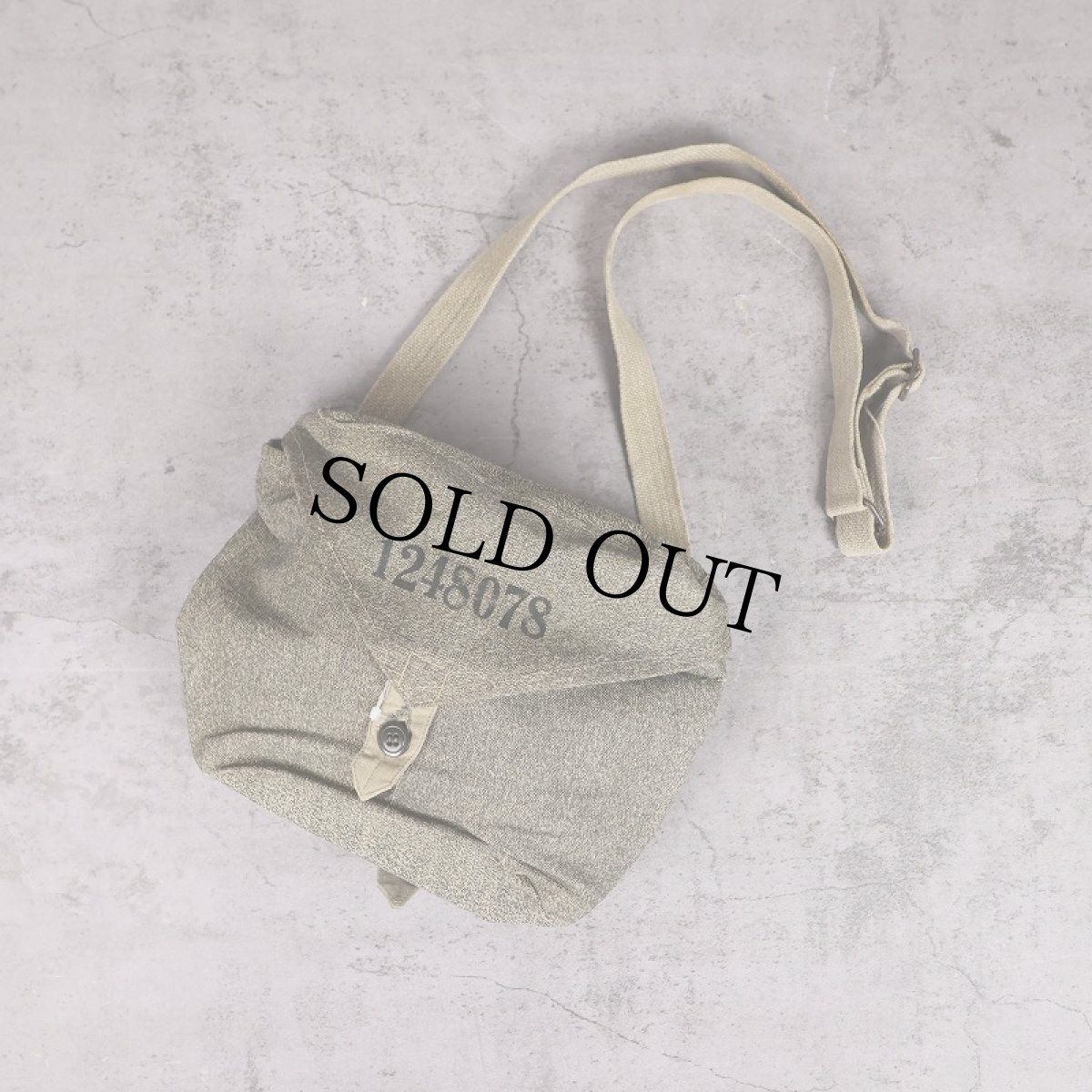 画像1: 60〜70's スイス軍 "ソルト&ペッパー" ガスマスクバッグ (1)